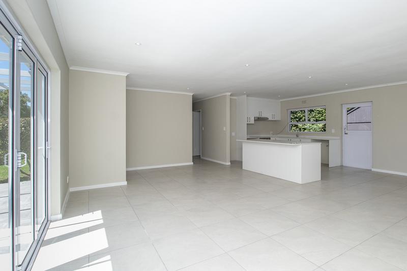 4 Bedroom Property for Sale in Tokai Western Cape